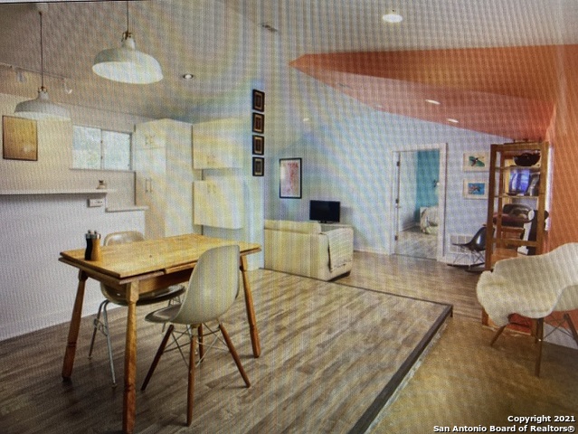 121 W Woodlawn Ave 3 , San Antonio, TX, 78212 | 1563958 | Realty Texas LLC
