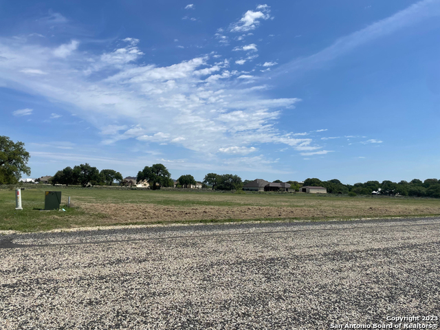 327 Salt Grass Trail , Bandera, TX, 78003 | 1677405 | Realty Texas LLC