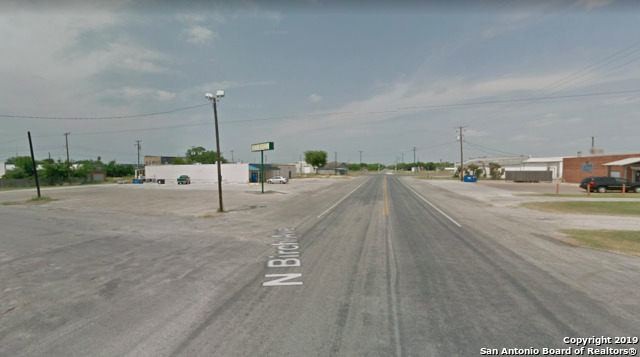 122 E 4th St , Bishop, TX, 78343 | 1427305 | Realty Texas LLC