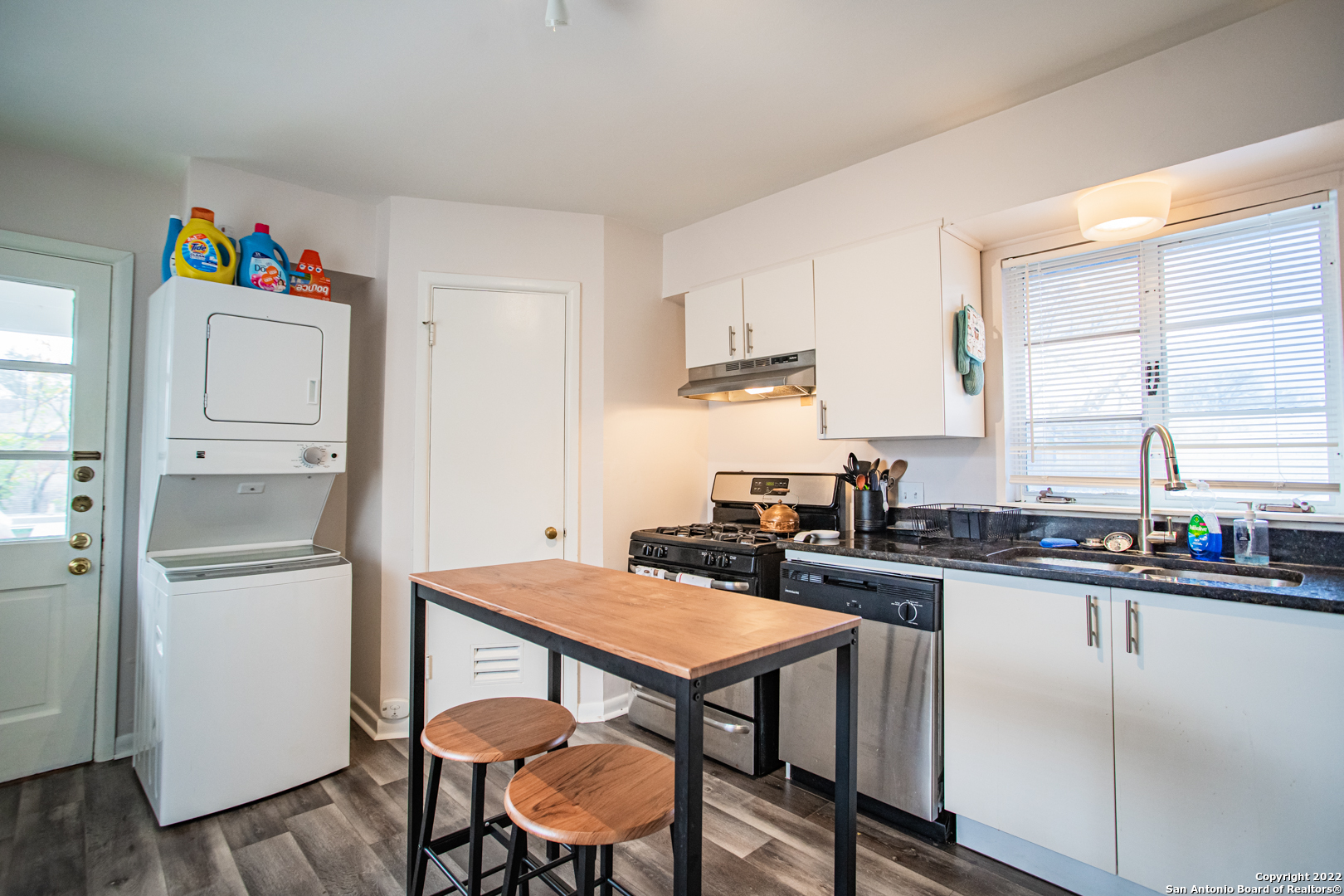 130 E Norwood Ct 2 , San Antonio, TX, 78212-2390 | 1620119 | Realty Texas LLC