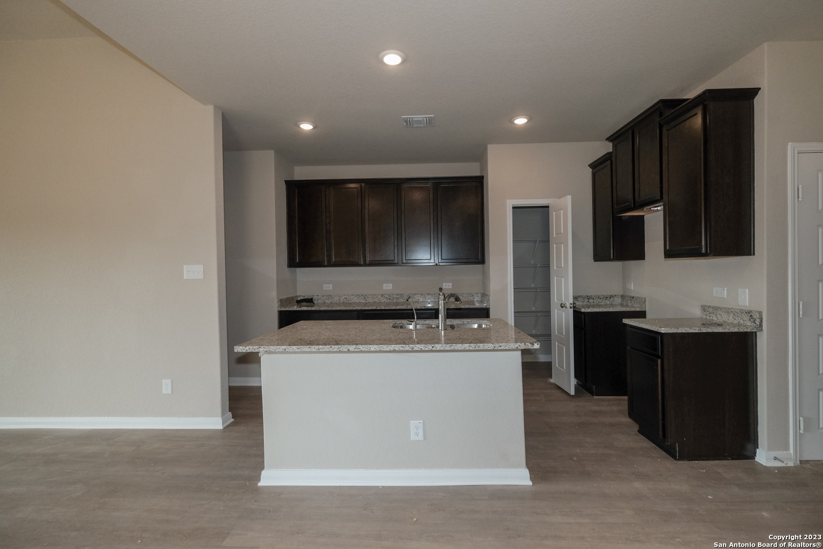 4334 Southton Woods , San Antonio, TX, 78223 | 1681936 | Realty Texas LLC