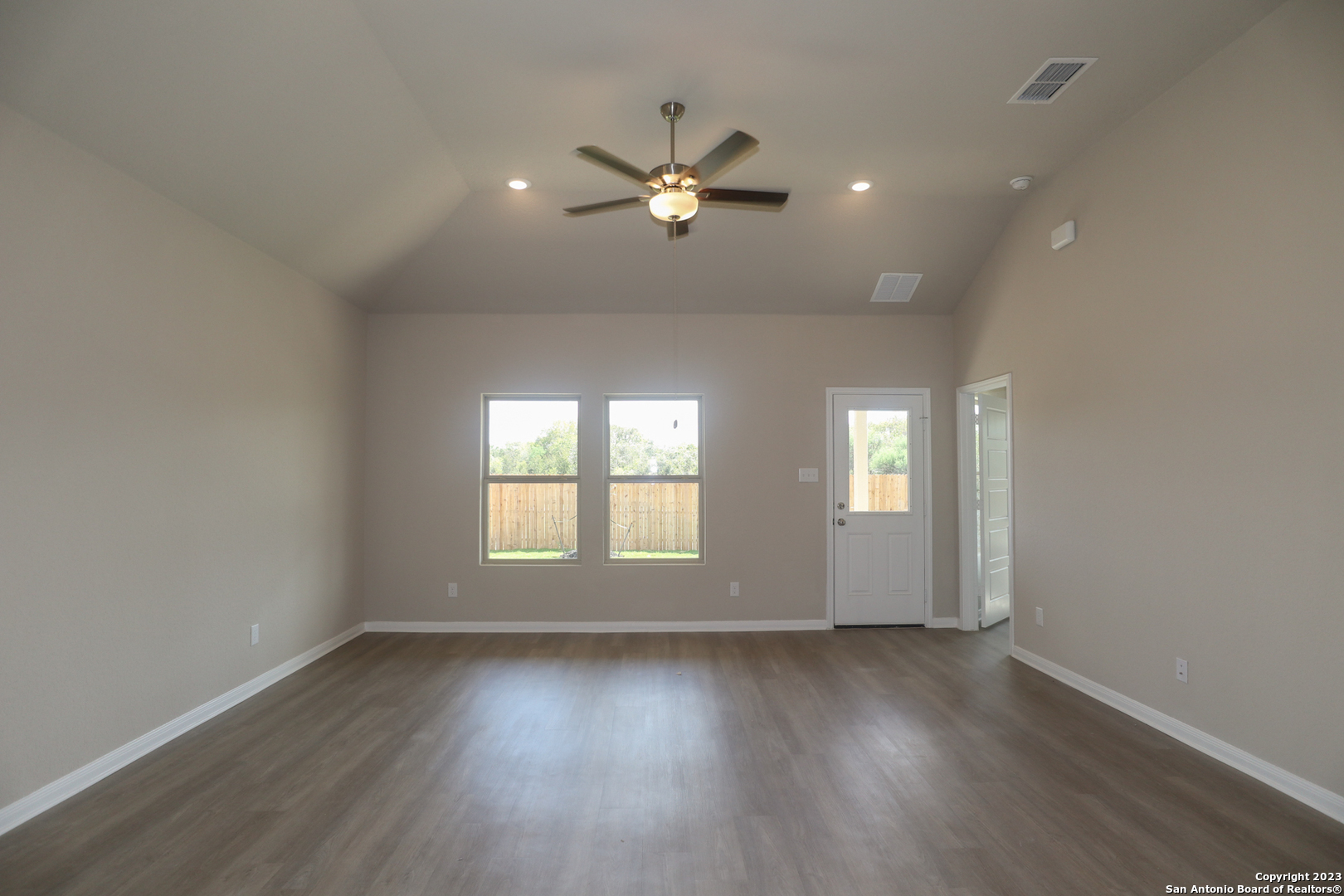 4334 Southton Woods , San Antonio, TX, 78223 | 1681936 | Realty Texas LLC