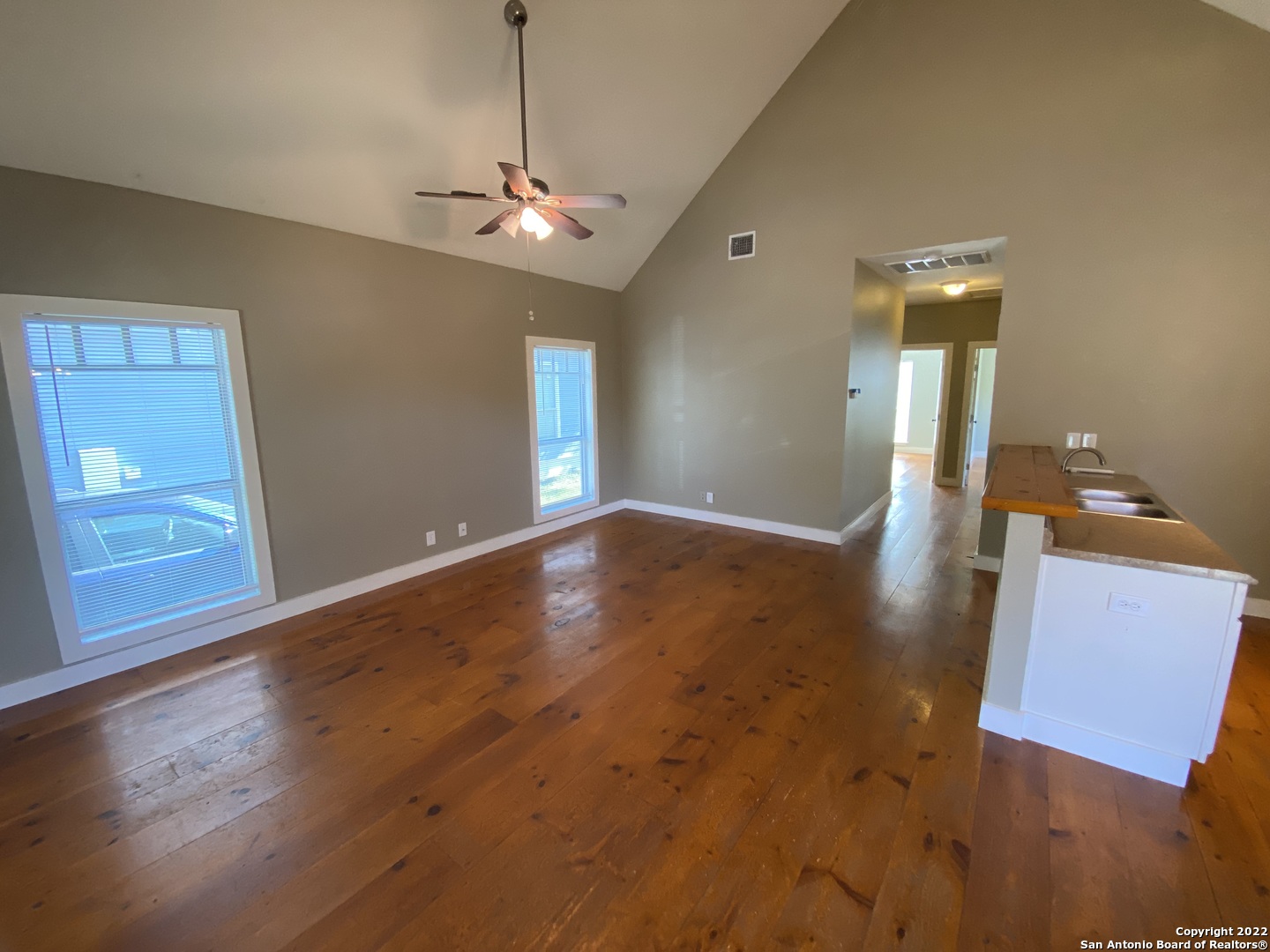44 Fredericksburg Street , Waring, TX, 78074 | 1641381 | Realty Texas LLC