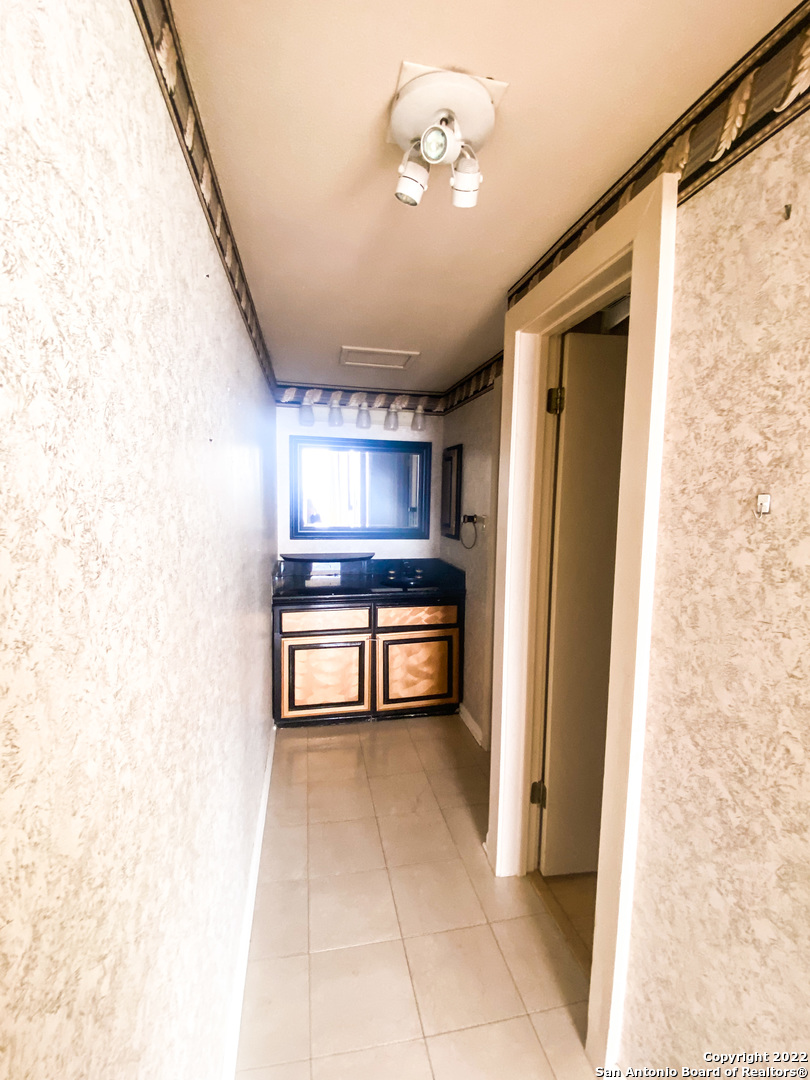 7701 Wurzbach Rd. 2202 , San Antonio, TX, 78229 | 1644533 | Realty Texas LLC