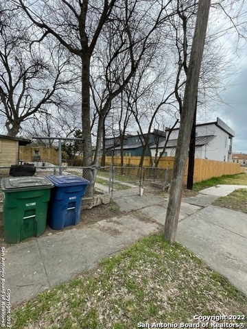 302 Omaha St , San Antonio, TX, 78203 | 1591396 | Realty Texas LLC