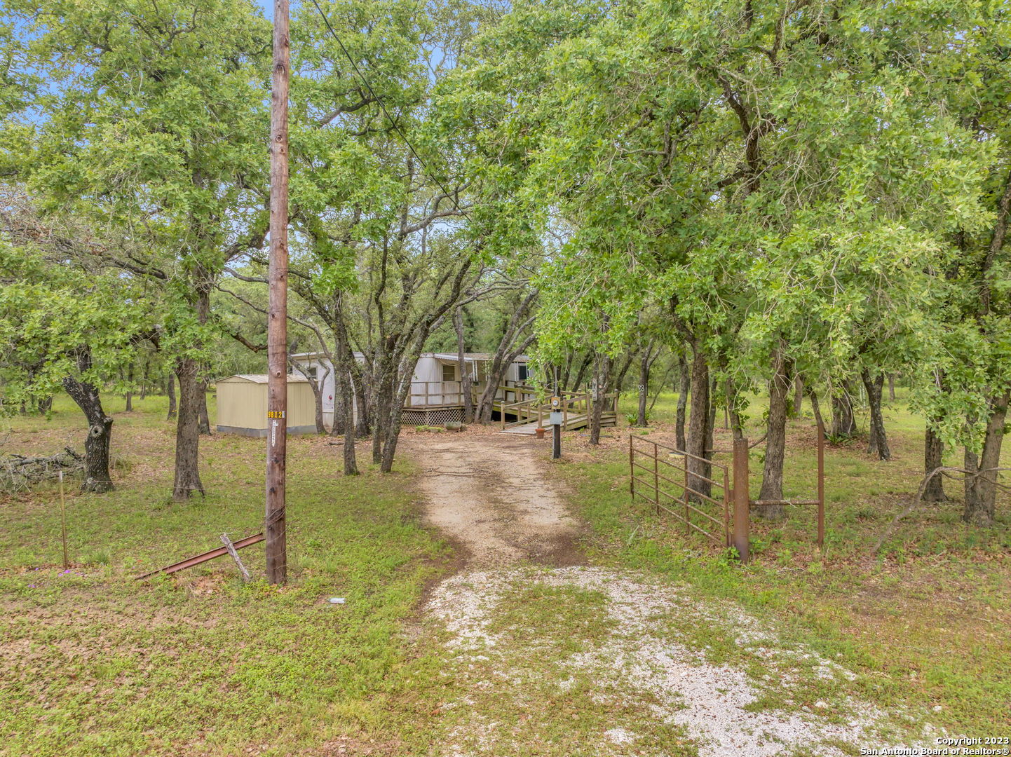 265 Oak View Dr , La Vernia, TX, 78121 | 1682437 | Realty Texas LLC