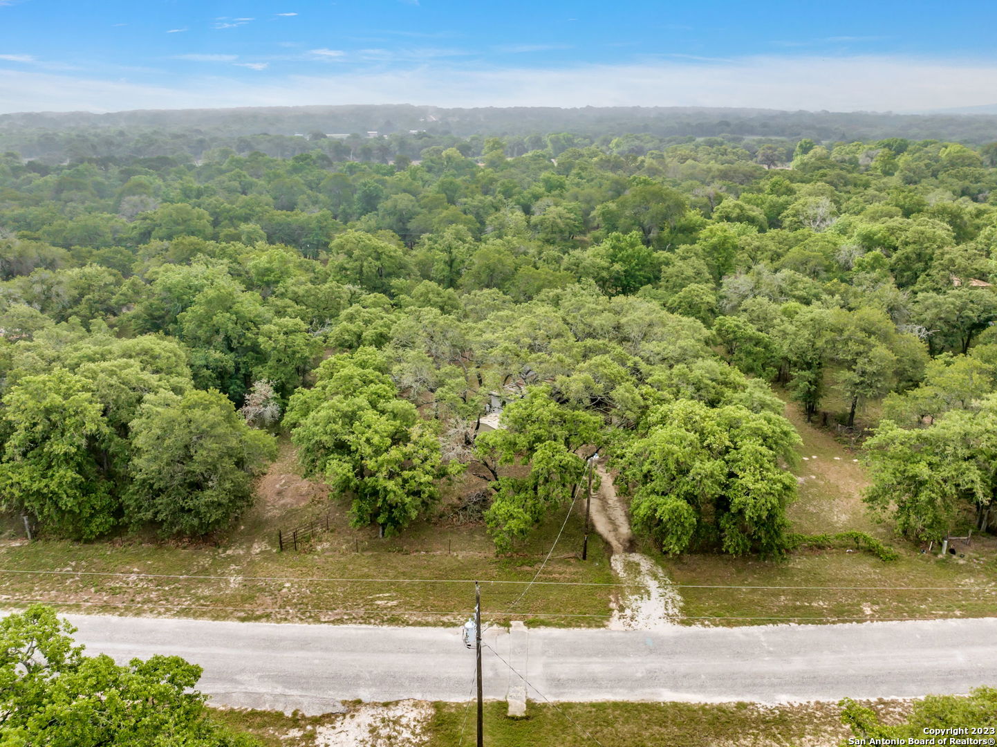 265 Oak View Dr , La Vernia, TX, 78121 | 1682437 | Realty Texas LLC