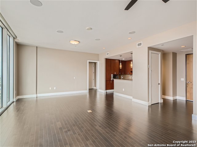 610 E Market St 2712 , San Antonio, TX, 78205 | 1672647 | Realty Texas LLC