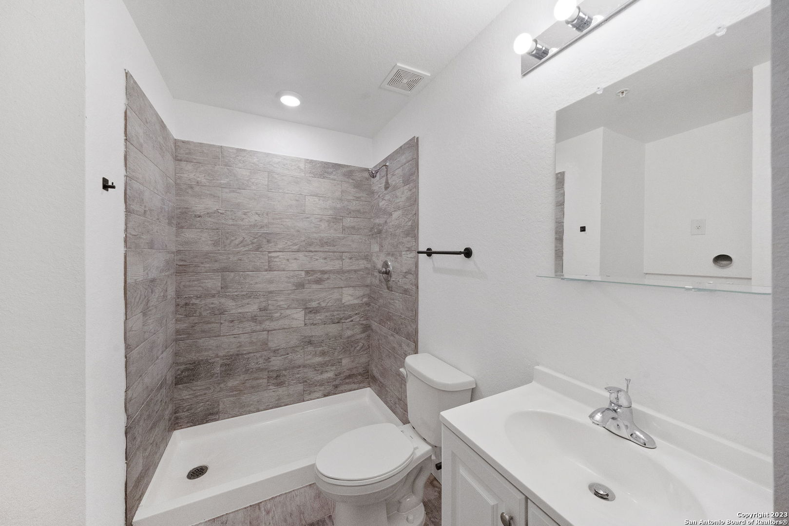 6175 Ingram Rd 2106 , San Antonio, TX, 78238 | 1687185 | Realty Texas LLC