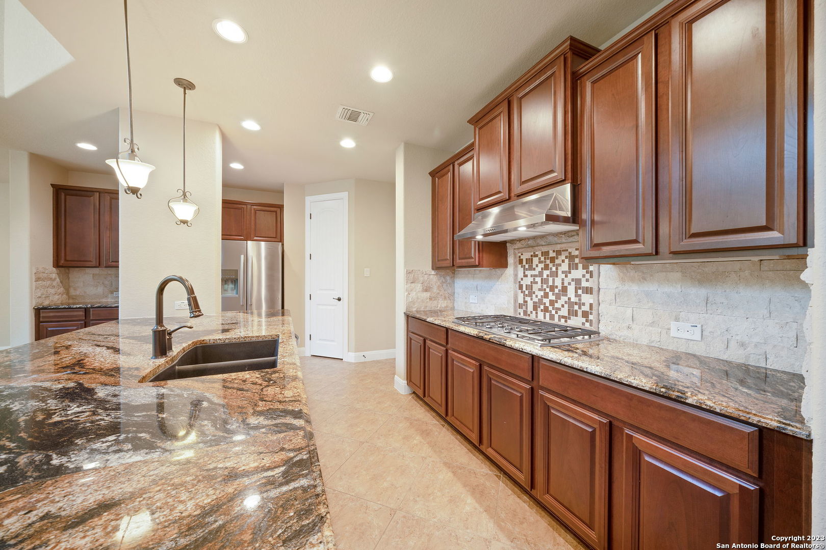 43 Avalon Park , San Antonio, TX, 78257 | 1688438 | Realty Texas LLC