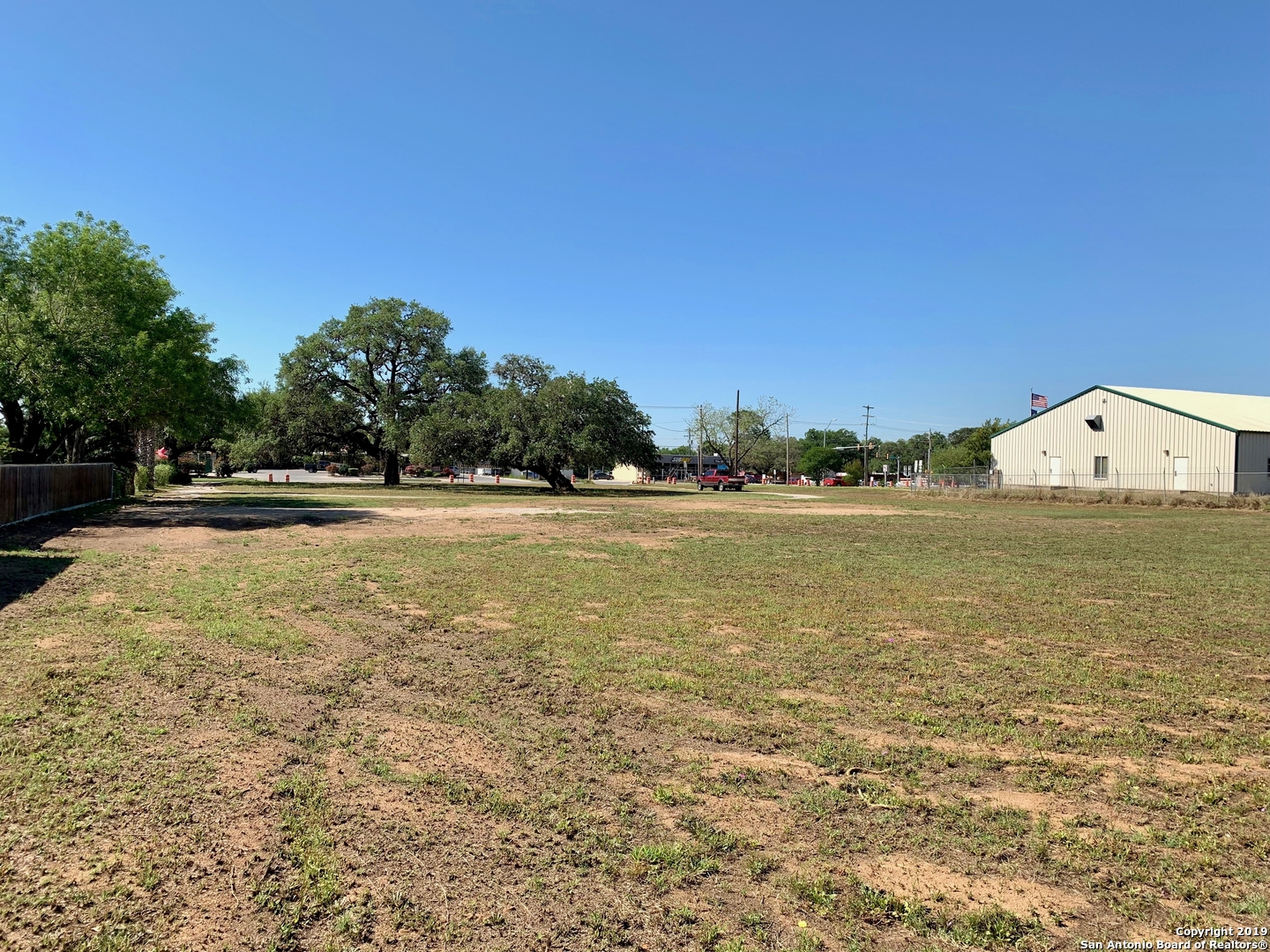 620 W Oaklawn St, PLEASANTON, TX, 78064 | 1376304 | Realty Texas LLC