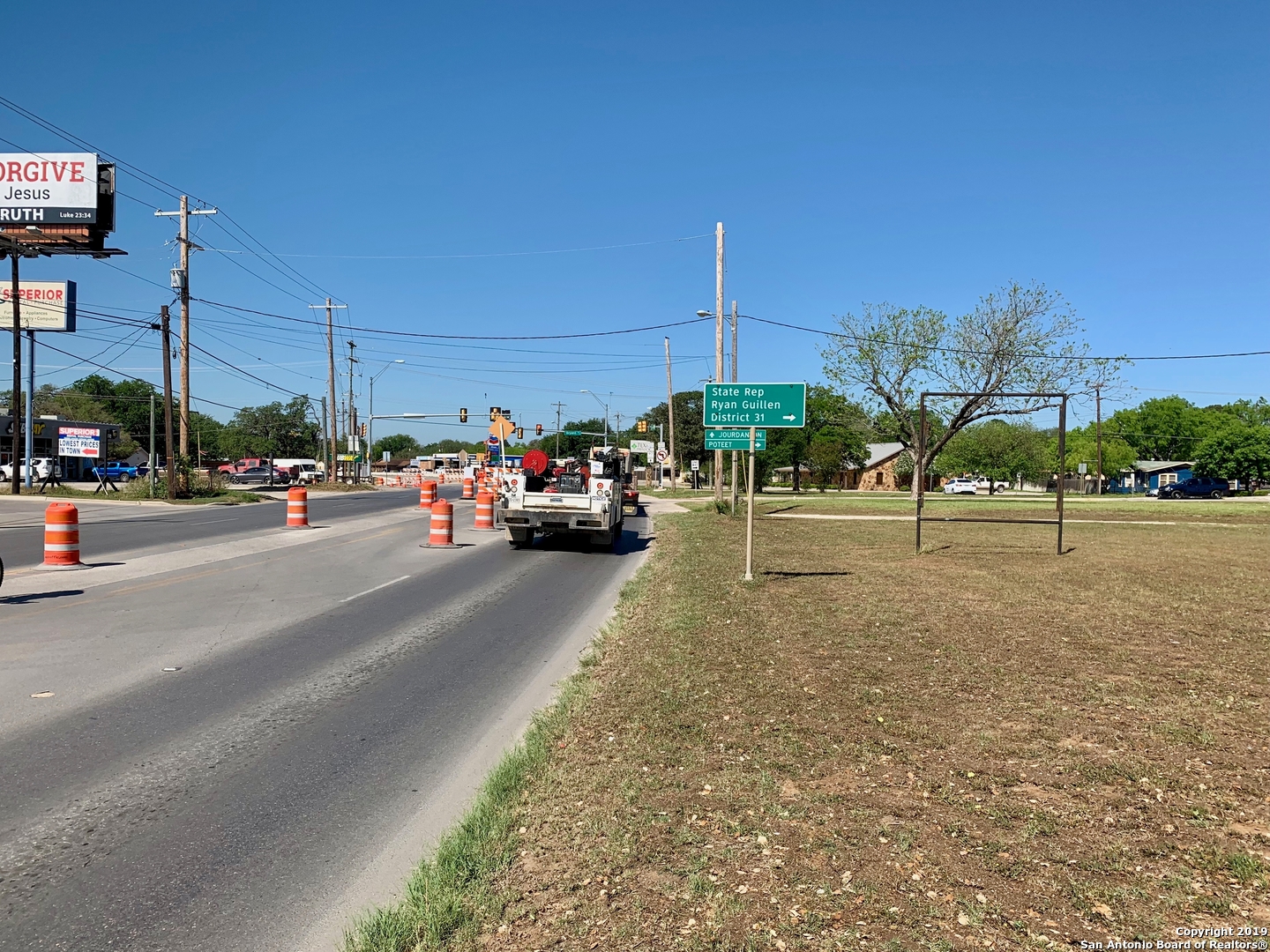 620 W Oaklawn St, PLEASANTON, TX, 78064 | 1376304 | Realty Texas LLC