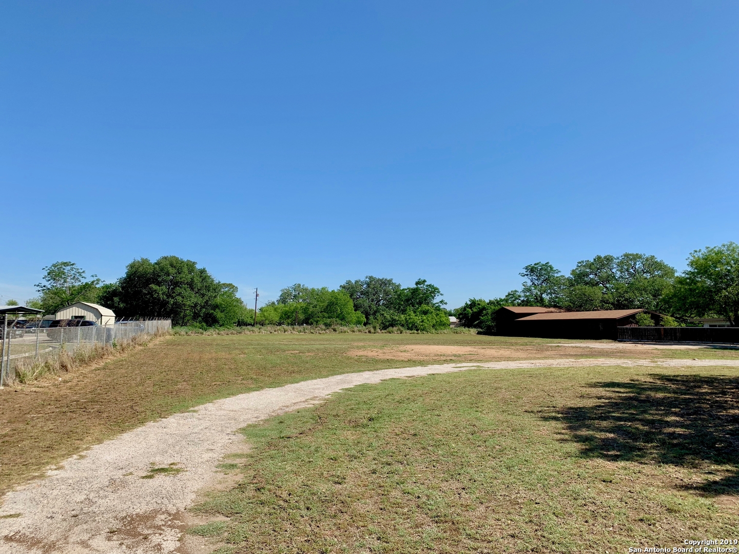 620 W Oaklawn St, PLEASANTON, TX, 78064 | 1376304 | Realty Texas LLC