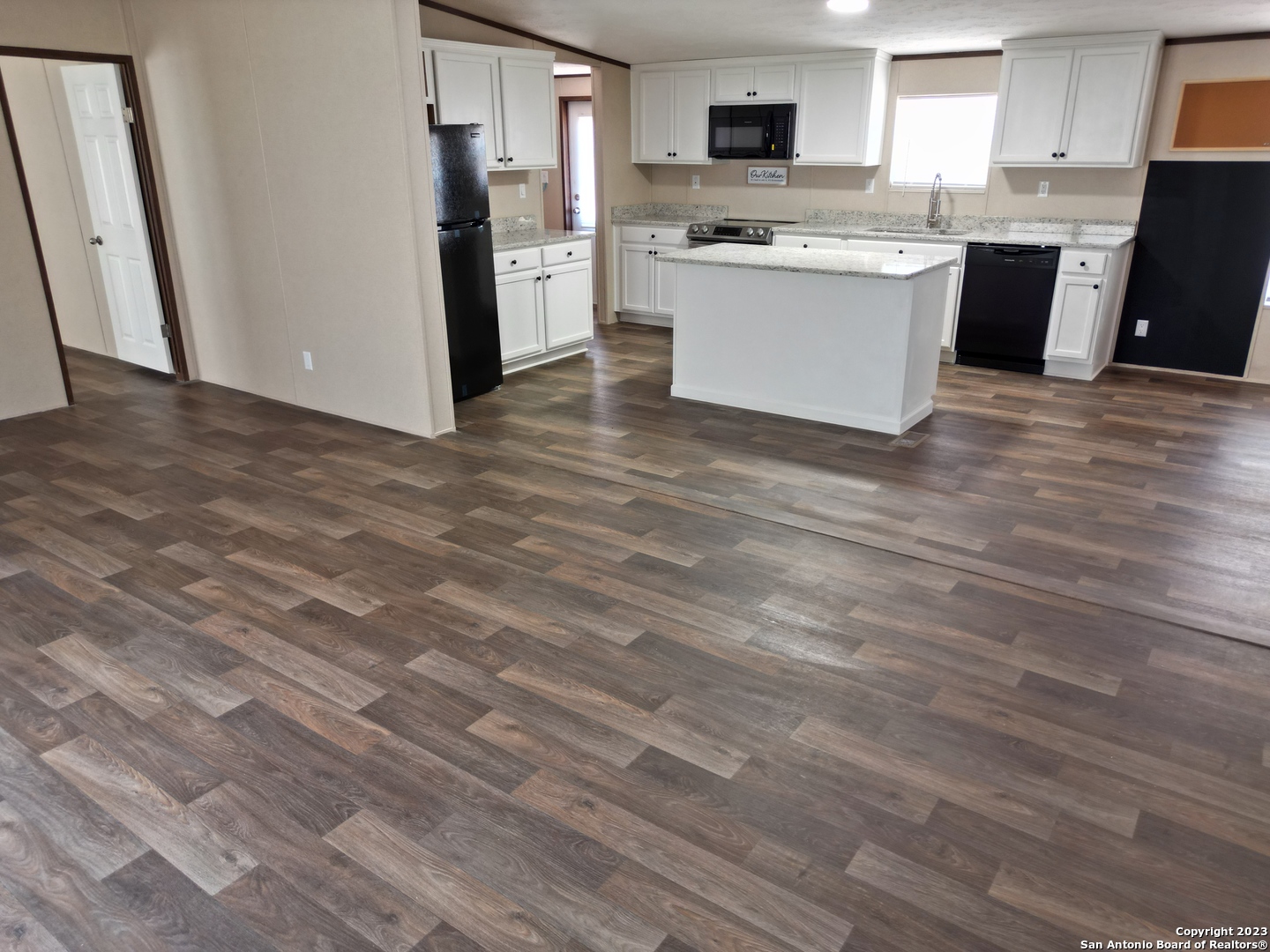 702 County Road 741 , Yancey, TX, 78886 | 1703457 | Realty Texas LLC