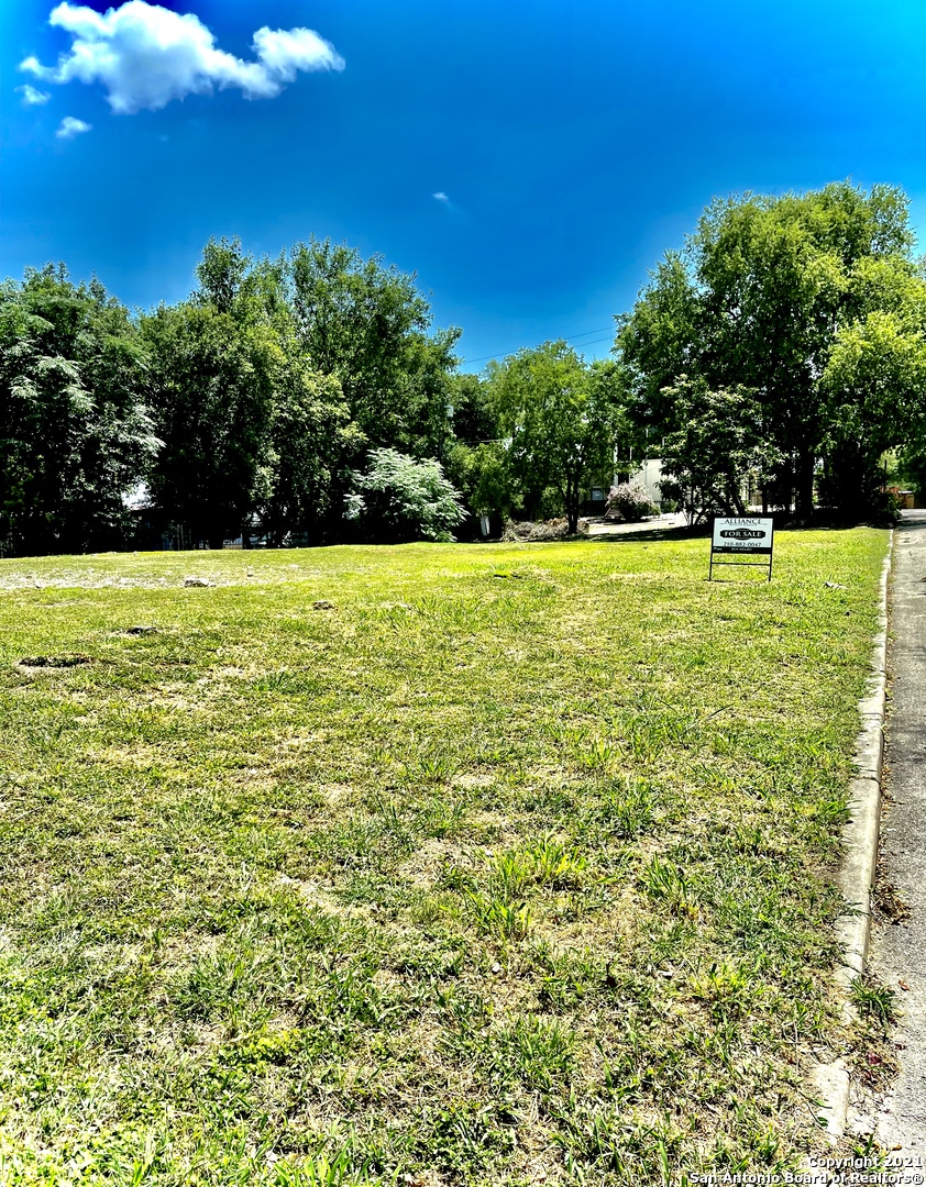1002 Morningside Dr , Terrell Hills, TX, 78209 | 1549781 | Realty Texas LLC