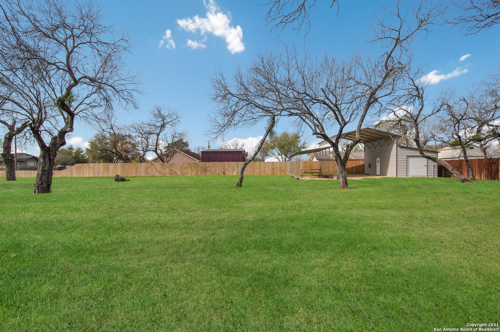 1611 C St , Floresville, TX, 78114 | 1519984 | Realty Texas LLC