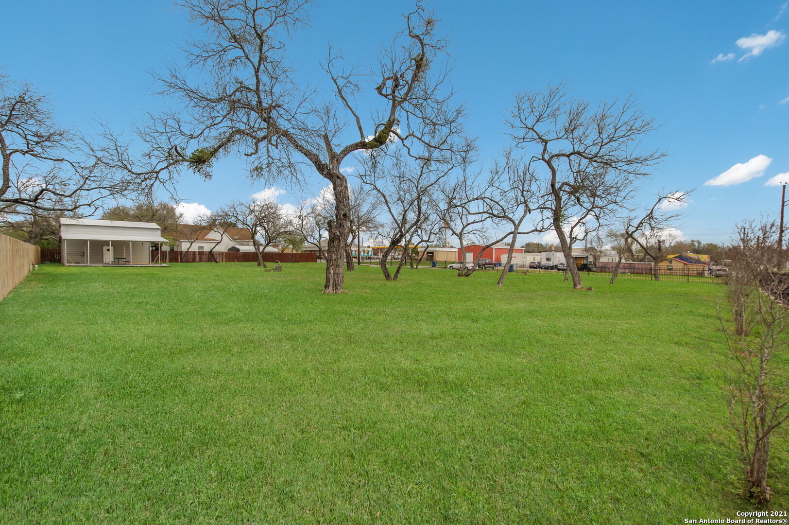 1611 C St , Floresville, TX, 78114 | 1519984 | Realty Texas LLC