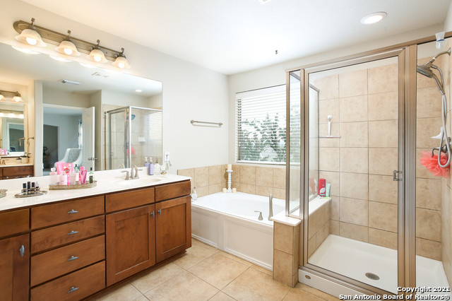 23510 Woodlawn Ridge , San Antonio, TX, 78259 | 1546855 | Realty Texas LLC