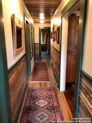 4275 Park Road 37 , Helotes, TX, 78023 | 1573627 | Realty Texas LLC