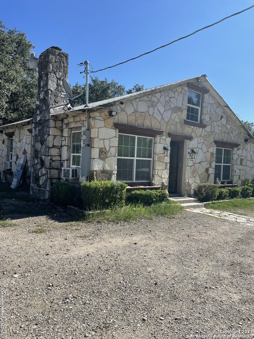 6908 N Poss Rd., LEONVALLEY, TX, 78238 | 1576950 | Realty Texas LLC