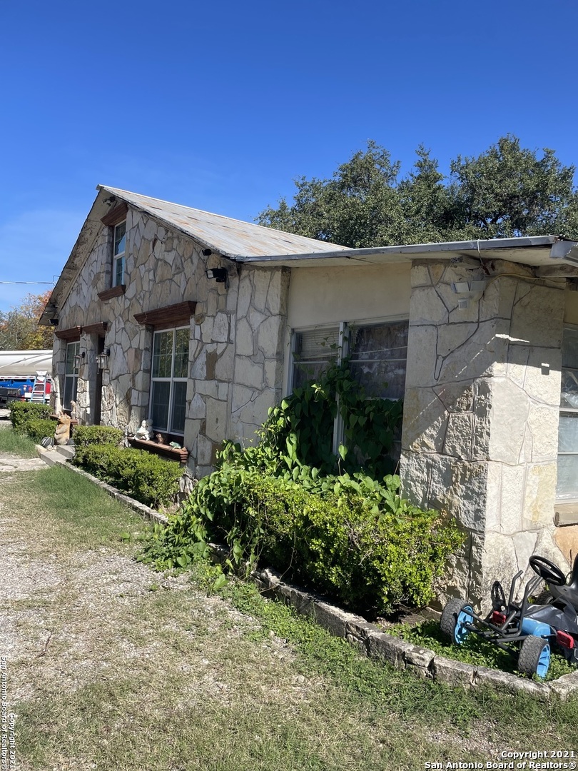 6908 N Poss Rd., LEONVALLEY, TX, 78238 | 1576950 | Realty Texas LLC