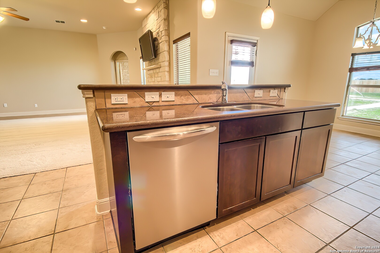 7039 Laura Heights , Schertz, TX, 78154 | 1704968 | Realty Texas LLC