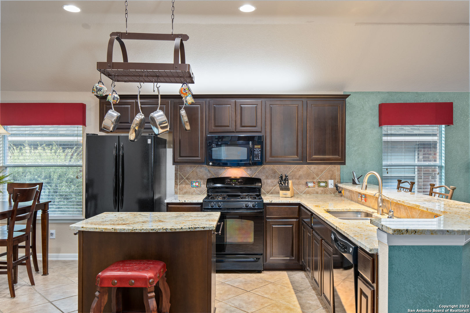 24423 Buck Creek , San Antonio, TX, 78255 | 1686591 | Realty Texas LLC