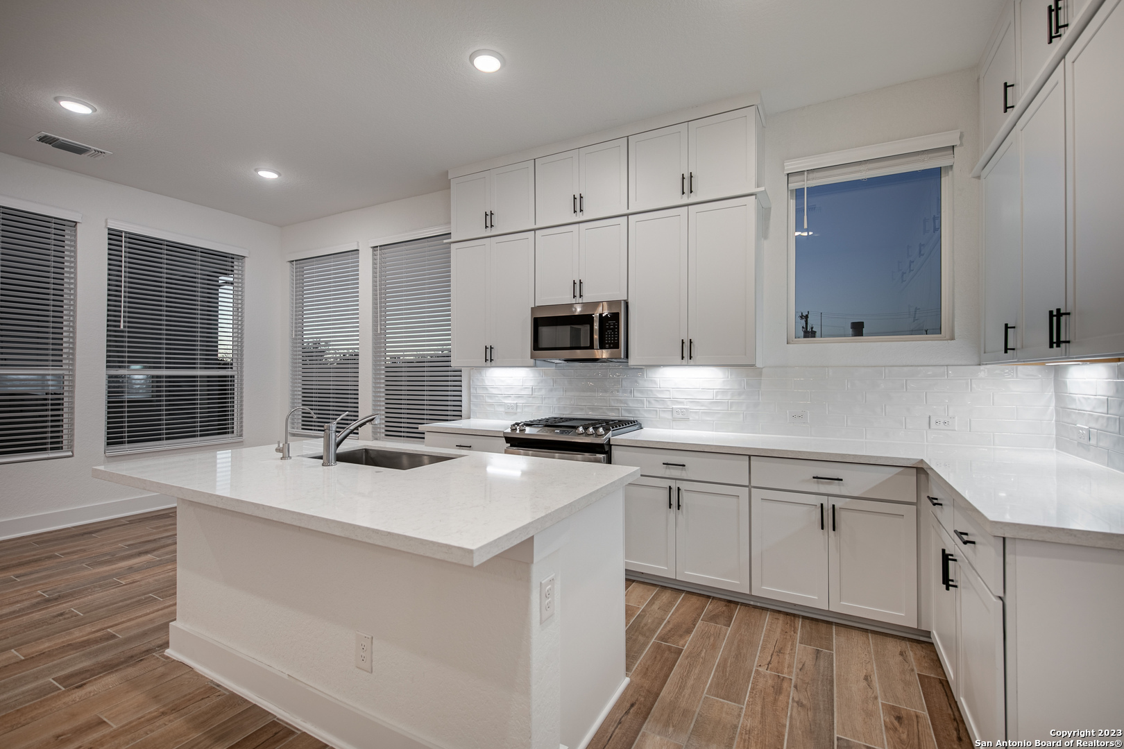 8851 Oakland Blvd. Bldg. #68 , San Antonio, TX, 78240 | 1716753 | Realty Texas LLC