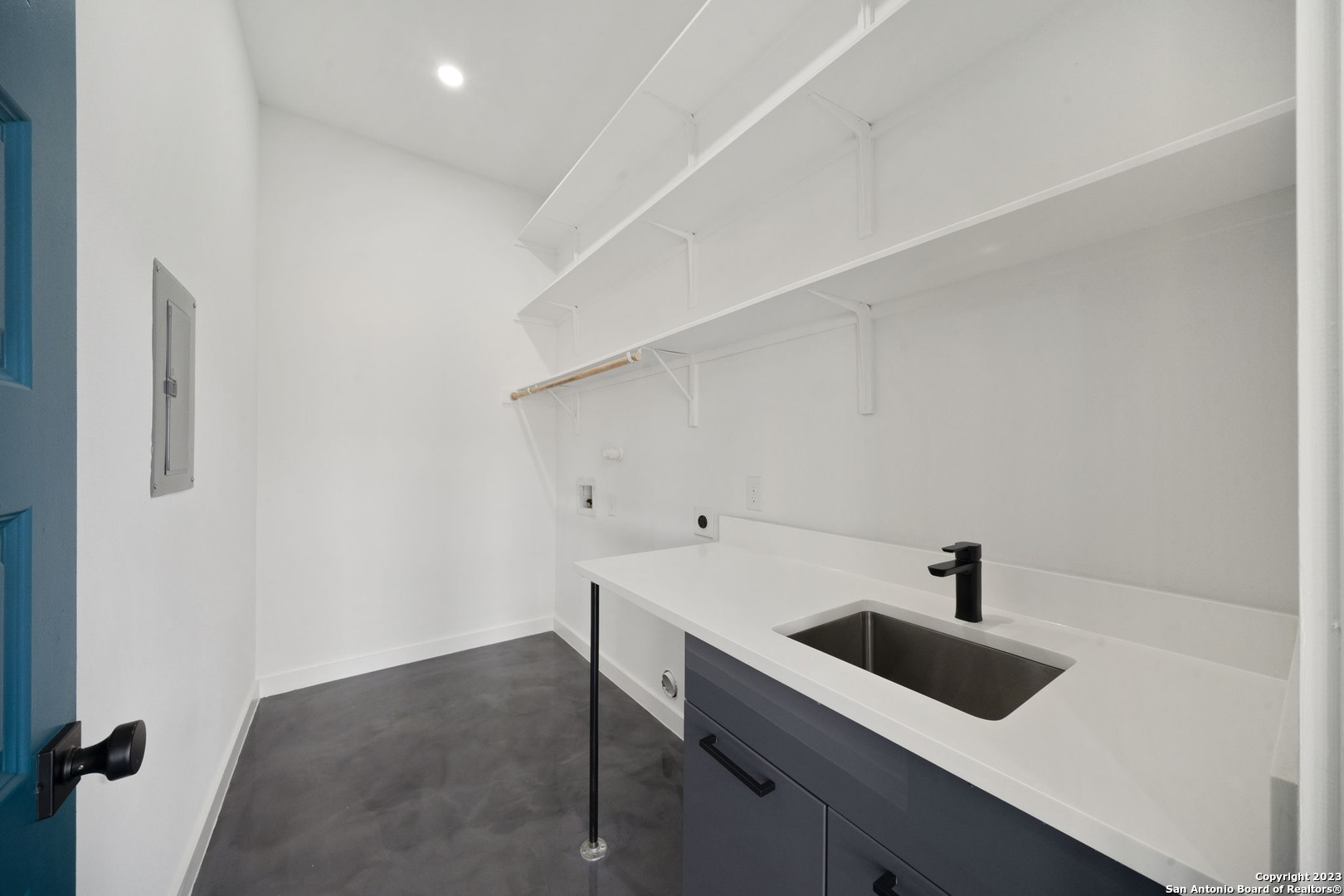 122 Stratford Ct , San Antonio, TX, 78223 | 1717720 | Realty Texas LLC