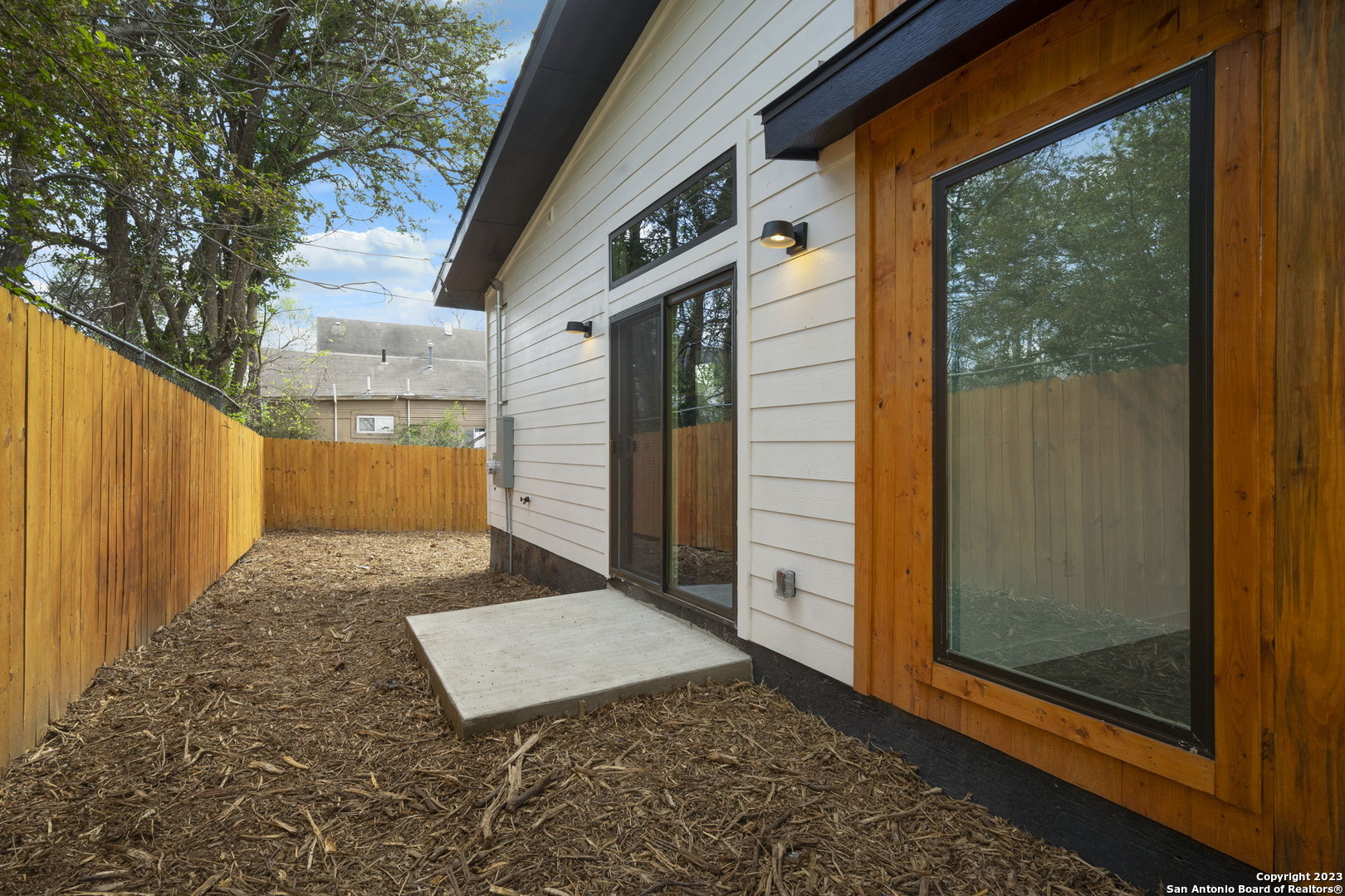 122 Stratford Ct , San Antonio, TX, 78223 | 1717720 | Realty Texas LLC