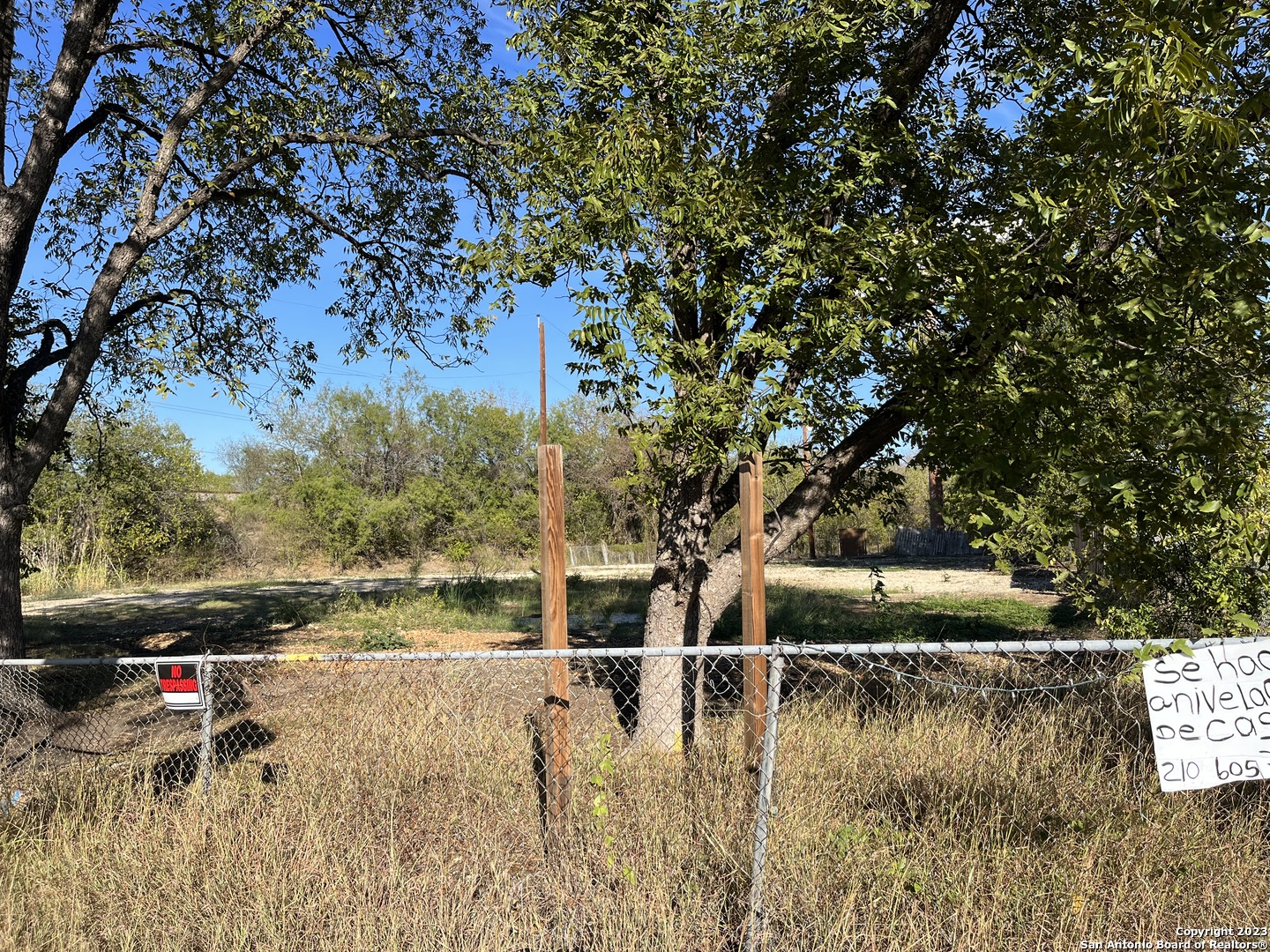 1400 S Pine St , San Antonio, TX, 78210 | 1671806 | Realty Texas LLC
