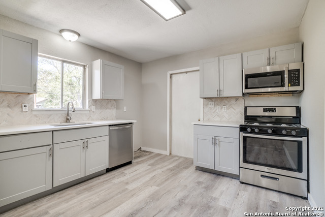 306 Shin Oak Dr , Live Oak, TX, 78233 | 1517656 | Realty Texas LLC