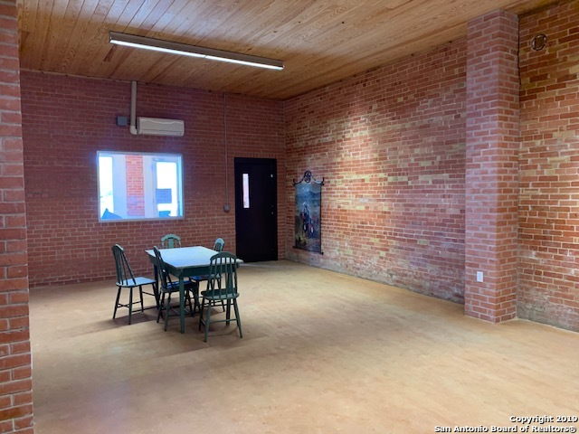 7340 County Rd 525 , Dhanis, TX, 78850 | 1552710 | Realty Texas LLC