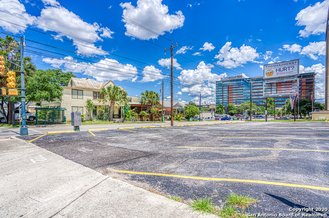 722 Augusta St , San Antonio, TX, 78215 | 1462359 | Realty Texas LLC
