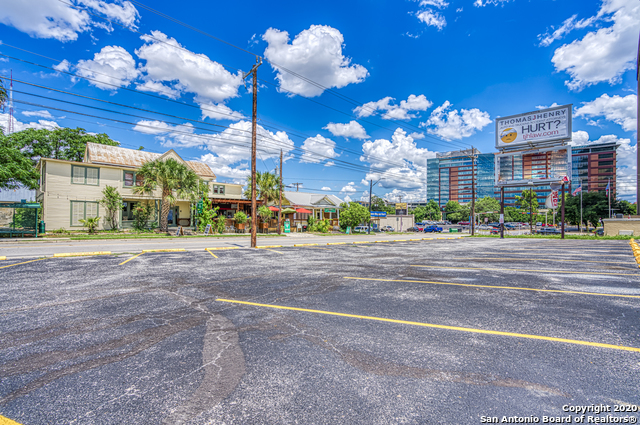 722 Augusta St , San Antonio, TX, 78215 | 1462359 | Realty Texas LLC