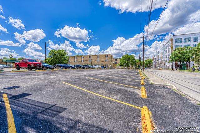 722 Augusta St , San Antonio, TX, 78215 | 1462359 | Realty Texas LLC