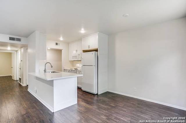 1045 Shook Ave , Olmos Park, TX, 78212 | 1432009 | Realty Texas LLC