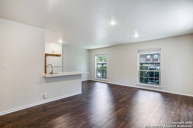 1045 Shook Ave , Olmos Park, TX, 78212 | 1432009 | Realty Texas LLC