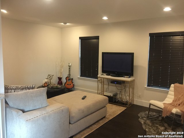 2811 Woodbury Dr 301 , San Antonio, TX, 78217 | 1455720 | Realty Texas LLC