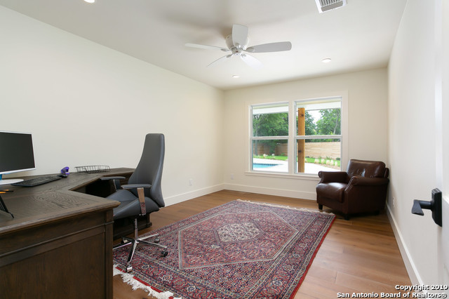 100 Lemonwood Dr , Castle Hills, TX, 78213 | 1391177 | Realty Texas LLC