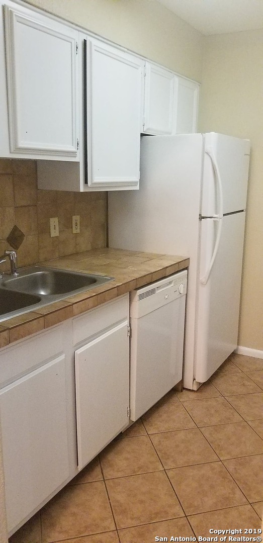 8702 Village Dr 202 , San Antonio, TX, 78217 | 1429290 | Realty Texas LLC