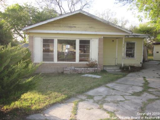 219 Goforth Dr , San Antonio, TX, 78233-6141 | 993834 | Realty Texas LLC