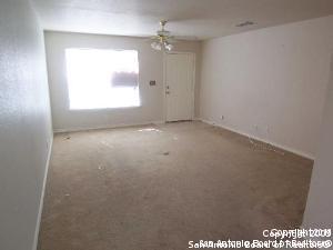 9140 Timber Path 901 , San Antonio, TX, 78250 | 992555 | Realty Texas LLC