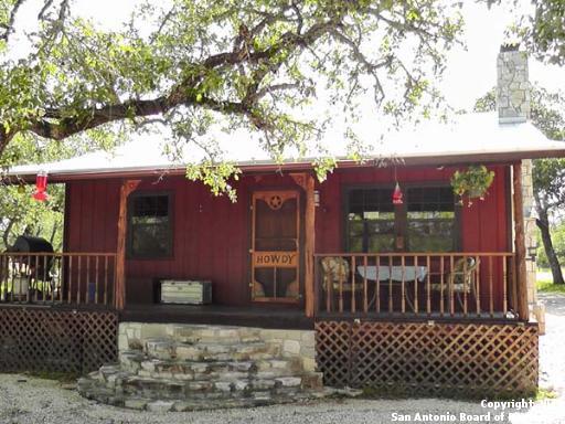 1670 River Bluff Cir , Pipe Creek, TX, 78063 | 946345 | Realty Texas LLC