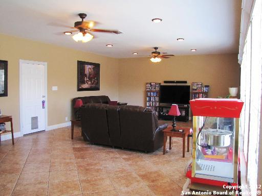 11810 Barkston Dr , San Antonio, TX, 78253-6302 | 960729 | Realty Texas LLC