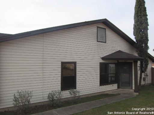 2111 Dove Crk , San Antonio, TX, 78245-1940 | 980896 | Realty Texas LLC