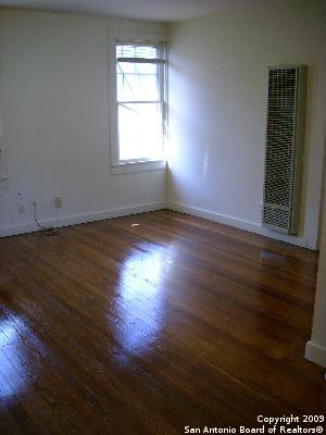 215 W Magnolia #1 , San Antonio, TX, 78212 | 1001434 | Realty Texas LLC