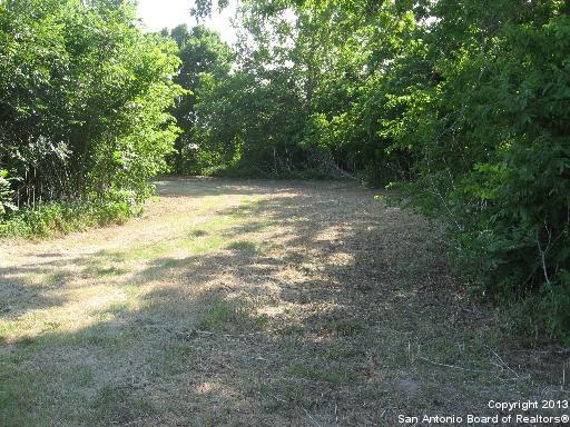 7701 W Davis , Luling, TX, 78648 | 981735 | Realty Texas LLC