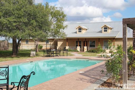 13537 Fm 887 , Gillett, TX, 78116 | 980903 | Realty Texas LLC