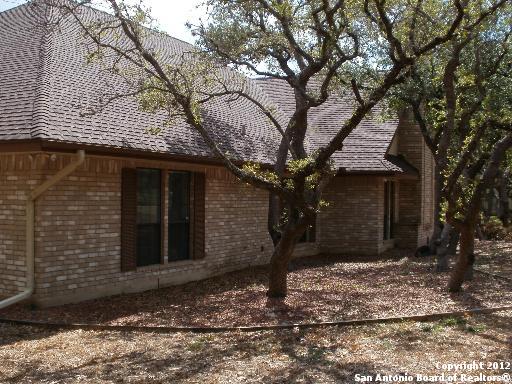 311 Happy Trl , Shavano Park, TX, 78231-1439 | 916040 | Realty Texas LLC
